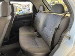 CHEVROLET - CELTA - 2010/2011 - Prata - R$ 28.900,00