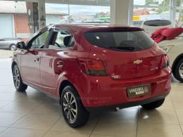 CHEVROLET - ONIX - 2015/2016 - Vermelha - R$ 58.900,00