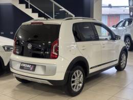 VOLKSWAGEN - UP - 2016/2017 - Branca - R$ 57.900,00