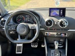 AUDI - A3 - 2019/2019 - Cinza - R$ 124.900,00