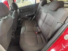 CHEVROLET - ONIX - 2015/2016 - Vermelha - R$ 58.900,00