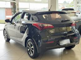 HYUNDAI - HB20 - 2014/2015 - Bege - R$ 49.900,00