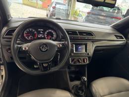 VOLKSWAGEN - SAVEIRO - 2016/2017 - Prata - R$ 74.900,00
