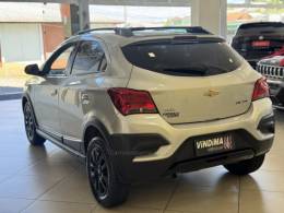 CHEVROLET - ONIX - 2019/2019 - Prata - R$ 69.900,00