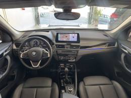 BMW - X1 - 2021/2022 - Branca - R$ 187.900,00