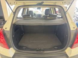 CHEVROLET - TRACKER - 2014/2014 - Branca - R$ 69.900,00