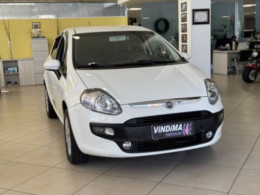 FIAT - PUNTO - 2012/2013 - Branca - Sob Consulta