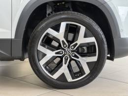 VOLKSWAGEN - TAOS - 2023/2024 - Branca - R$ 179.900,00