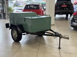 OUTRAS - REBOQUE - 1977/1977 - Verde - Sob Consulta