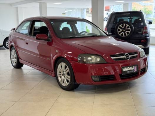 CHEVROLET - ASTRA - 2006/2007 - Vermelha - R$ 31.900,00