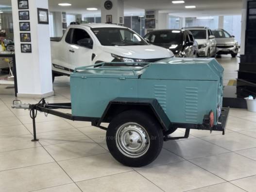 OUTRAS - REBOQUE - 1977/1977 - Verde - Sob Consulta