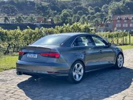 AUDI - A3 - 2019/2019 - Cinza - R$ 124.900,00