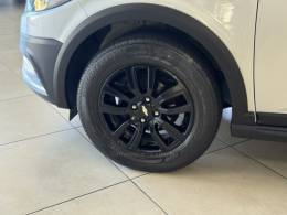 CHEVROLET - ONIX - 2019/2019 - Prata - R$ 69.900,00