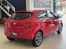 CHEVROLET - ONIX - 2015/2016 - Vermelha - R$ 58.900,00