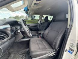 TOYOTA - HILUX - 2017/2017 - Branca - R$ 159.900,00