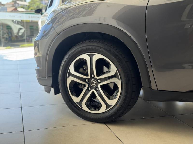 HONDA - HR-V - 2017/2018 - Cinza - Sob Consulta