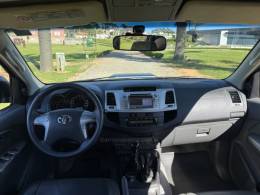 TOYOTA - HILUX - 2012/2013 - Cinza - R$ 119.900,00