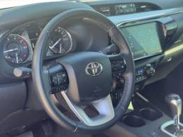 TOYOTA - HILUX - 2024/2024 - Branca - R$ 319.900,00