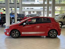 FIAT - PUNTO - 2013/2013 - Vermelha - R$ 64.900,00