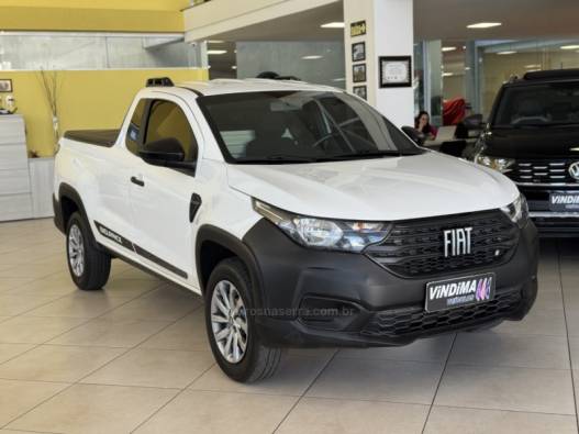 FIAT - STRADA - 2021/2023 - Branca - R$ 71.900,00
