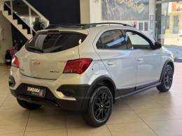 CHEVROLET - ONIX - 2019/2019 - Prata - R$ 69.900,00