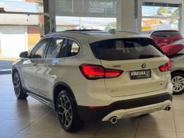BMW - X1 - 2021/2022 - Branca - R$ 187.900,00