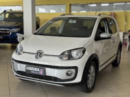 VOLKSWAGEN - UP - 2016/2017 - Branca - R$ 57.900,00