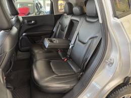 JEEP - COMPASS - 2017/2018 - Prata - R$ 104.900,00