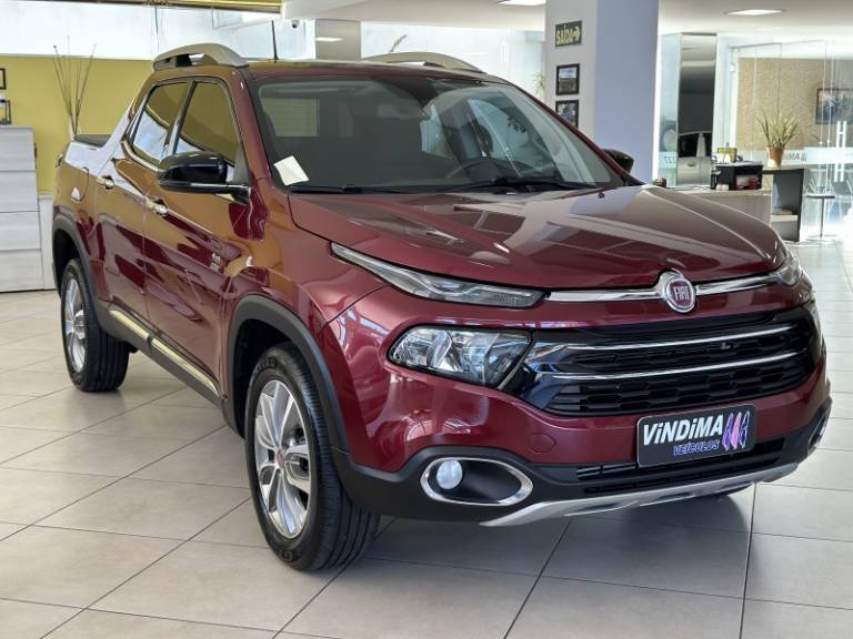 FIAT - TORO - 2018/2019 - Vermelha - R$ 127.900,00