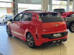 FIAT - PUNTO - 2013/2013 - Vermelha - R$ 64.900,00